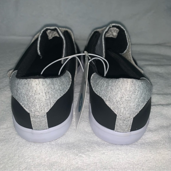 Girl’s 6 / Women’s 7.5 CAT & JACK Heather Gray / Black Slip On Fashion Sneakers - Picture 9 of 14